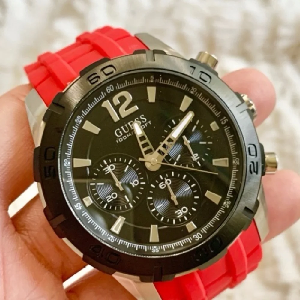 New GUESS Black Dial Men Analog Watch - U0864G7M